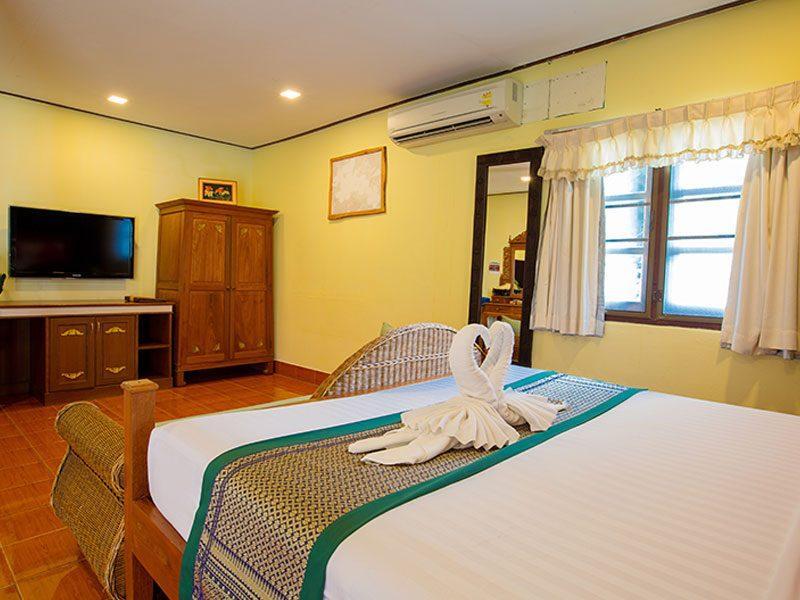 Buri Beach Resort Ko Pha Ngan Exterior photo